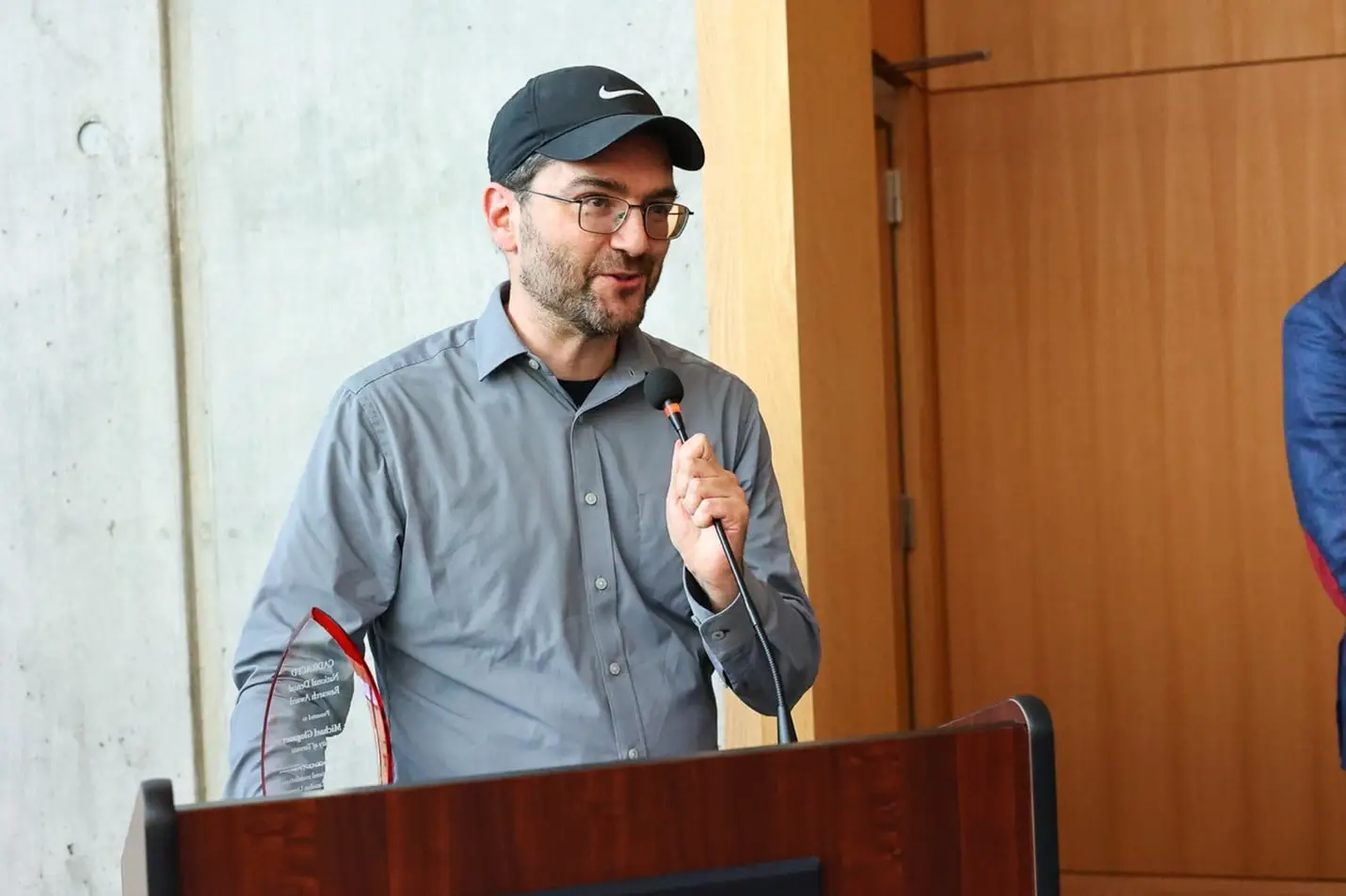 Why Choose Dr. Michael Glogauer?